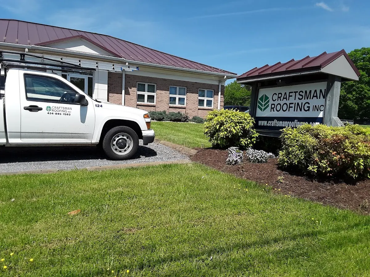 Quality Roof Replacement by experienced craftsmen in Roxbury